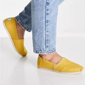 yellow golden toms shoes